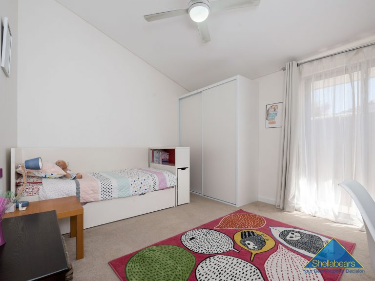 32 Ord Street gallery