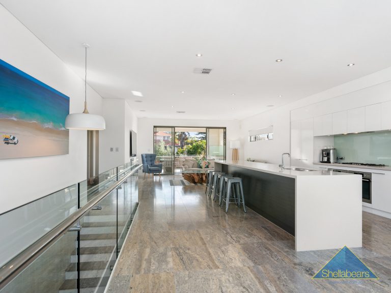‘OZONE NORTH’ gallery