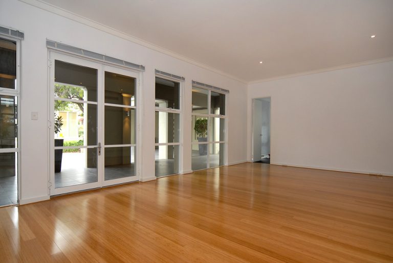 26 Swansea Street gallery