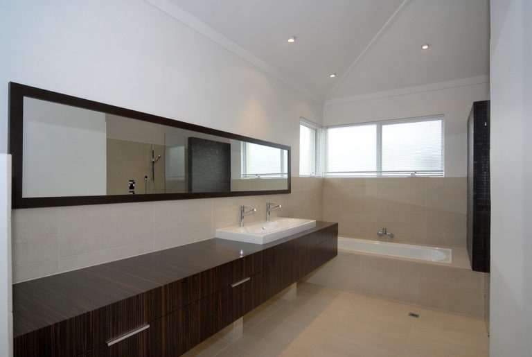 26 Swansea Street gallery