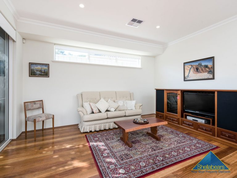 32D Waddell Road gallery
