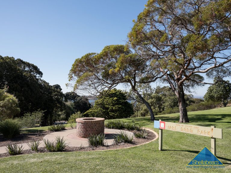 4 Violet Street gallery