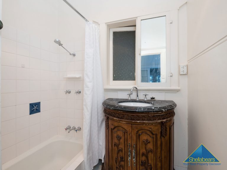 4 Violet Street gallery