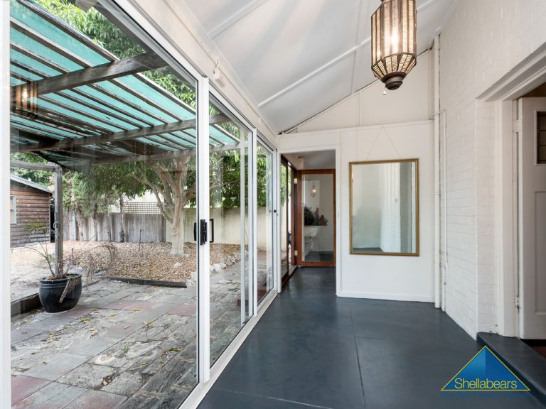 4 Violet Street gallery