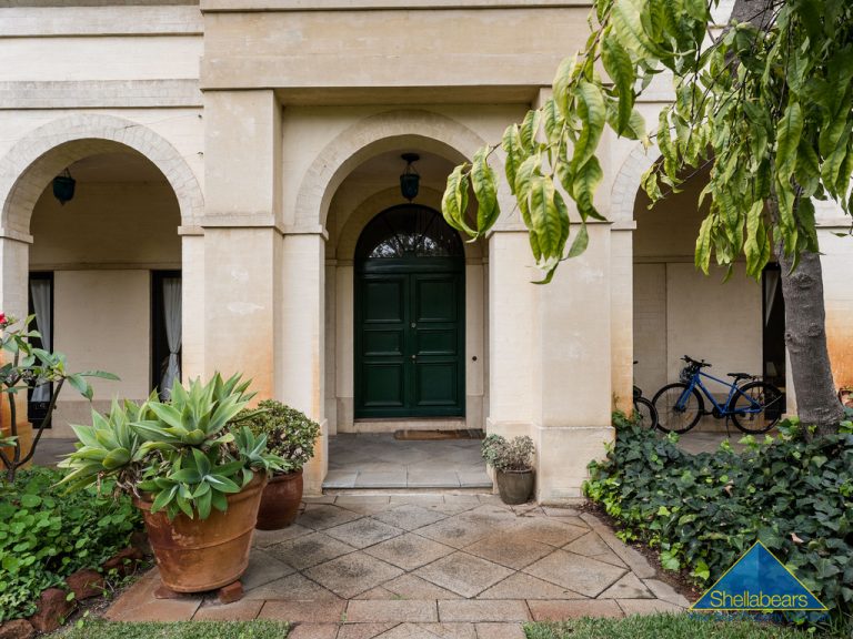 14 Kitchener Street gallery