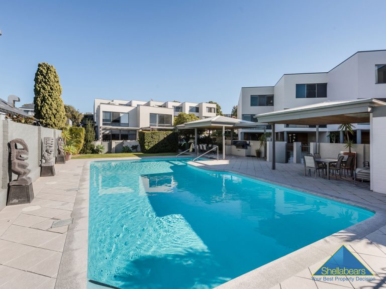 21/3 MITCHELL STREET gallery