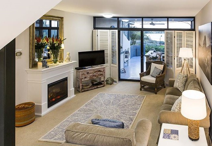 21/3 MITCHELL STREET gallery