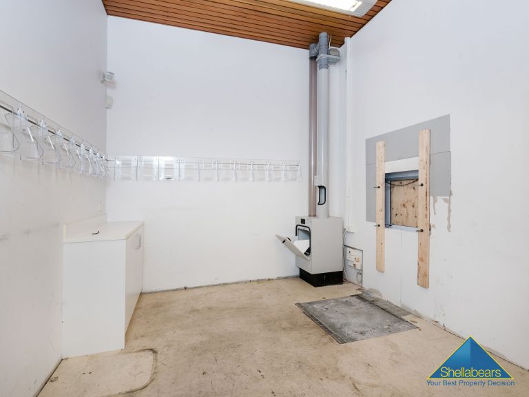 1/31 Broadway gallery
