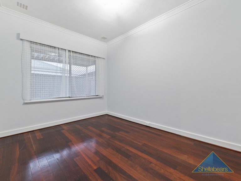 33 Kent Street gallery