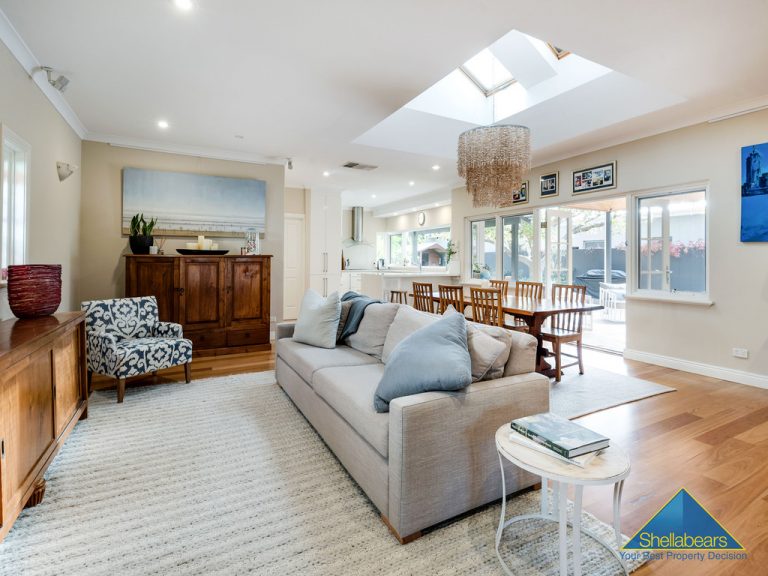 41 Lyons Street gallery