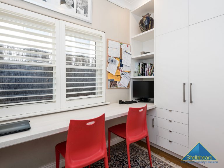 41 Lyons Street gallery