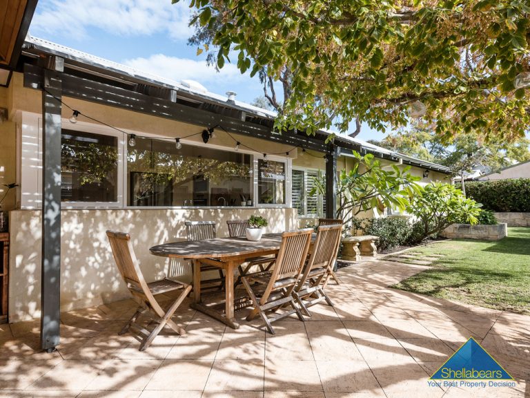 41 Lyons Street gallery