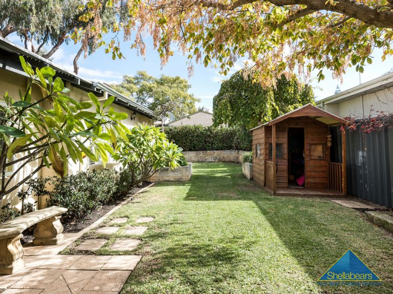 41 Lyons Street gallery