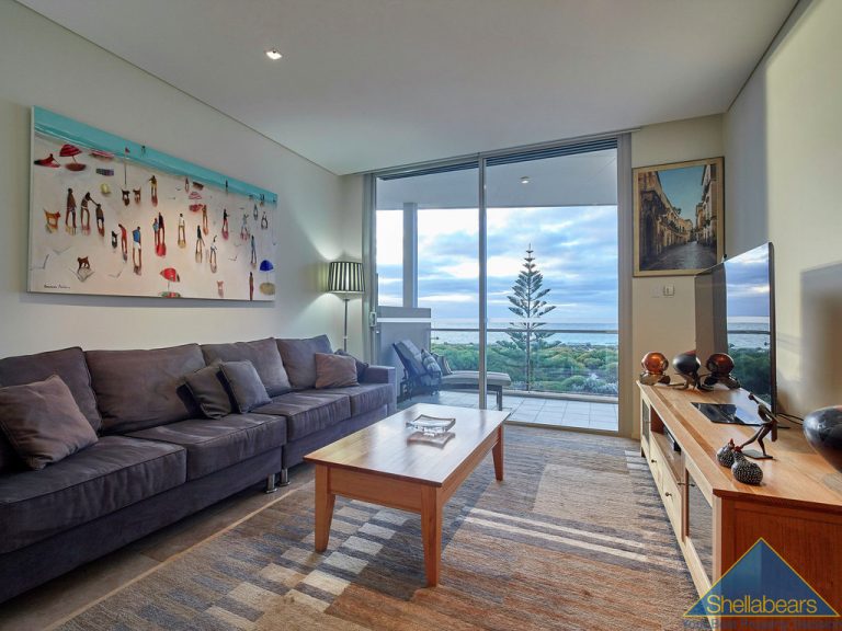 22/11 Leighton Beach Blvd gallery