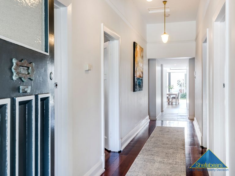 70 Napier Street gallery