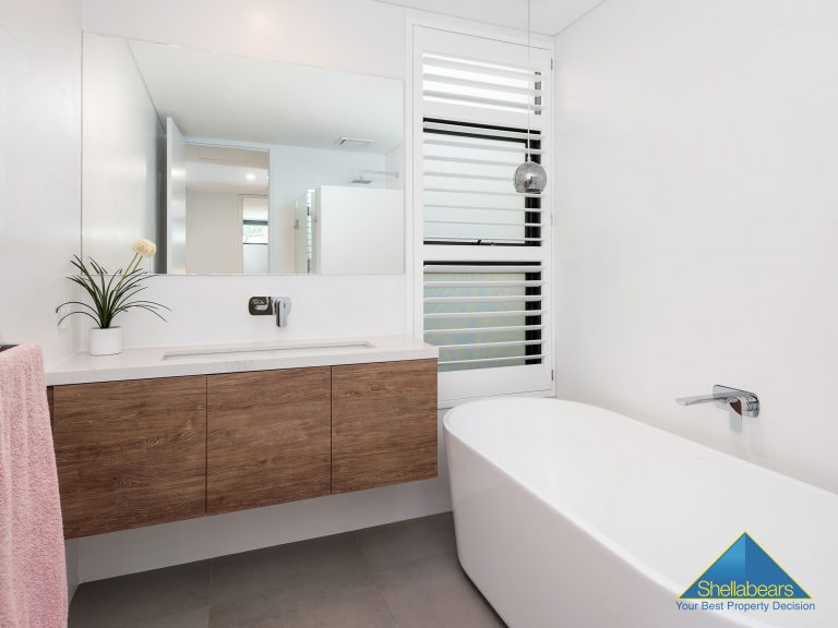 70 Napier Street gallery