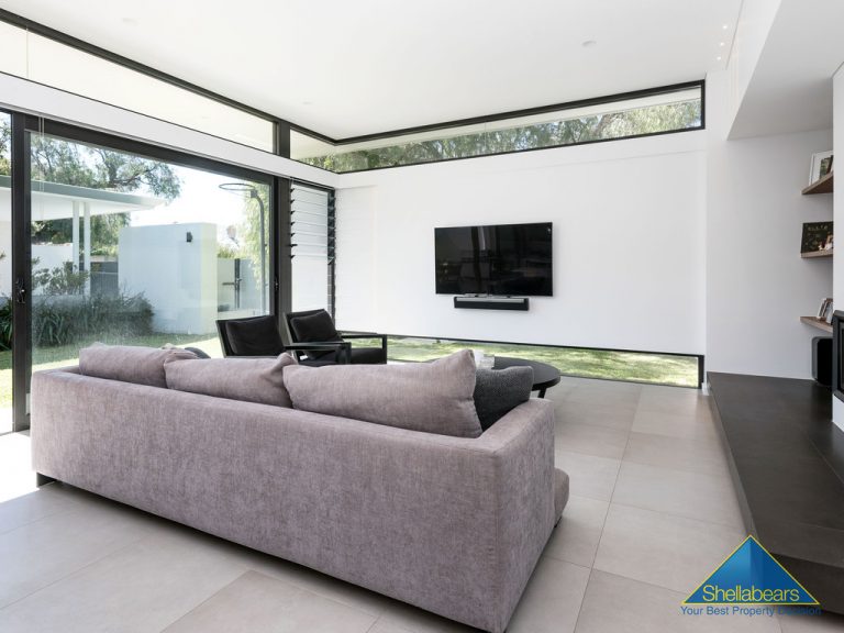 70 Napier Street gallery