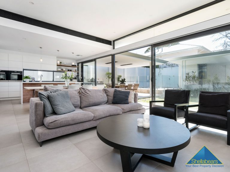 70 Napier Street gallery