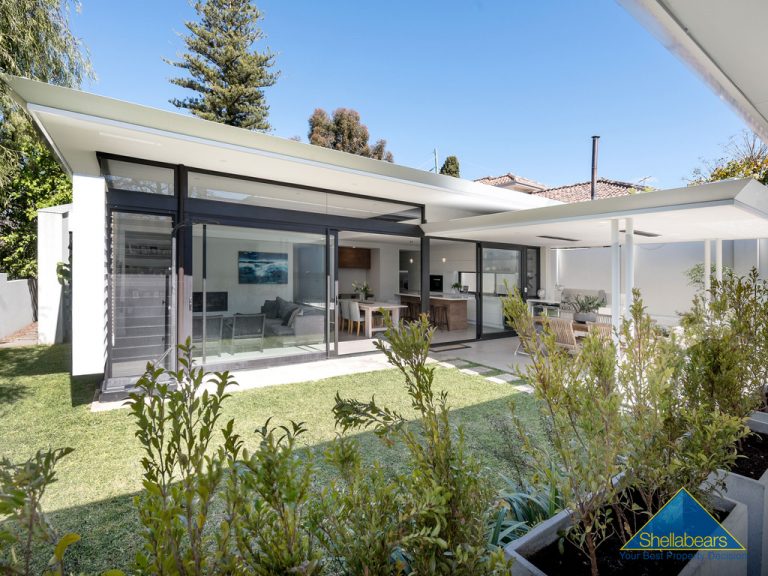 70 Napier Street gallery