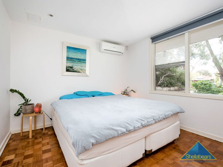 6 Long Street gallery