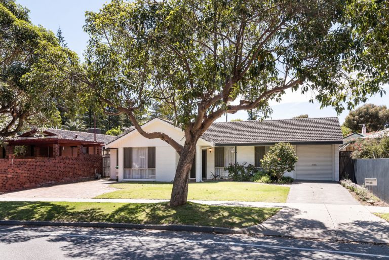 60 Grant Street gallery