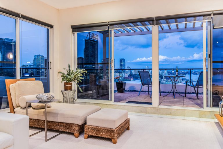 8/6 Bellevue Terace gallery