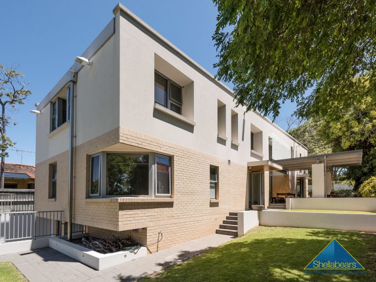 18 Queenslea Drive gallery