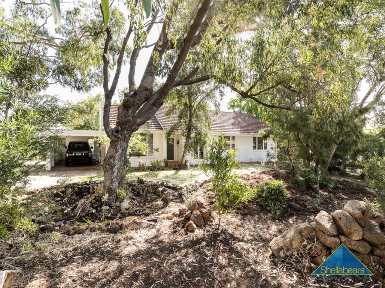 1 Betty Street gallery