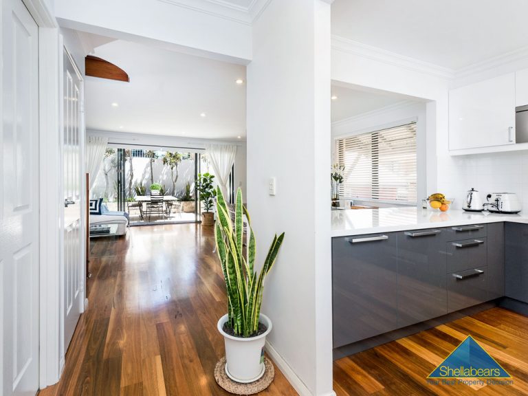 3/98 Stirling Highway gallery