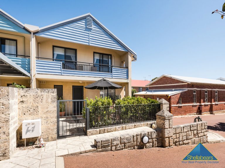 3/98 Stirling Highway gallery