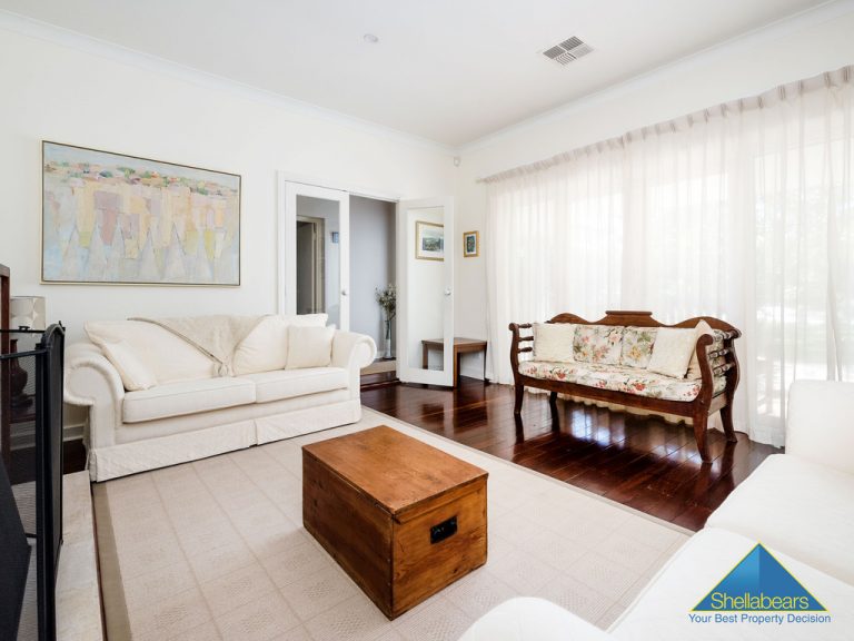 1 Manning Street gallery