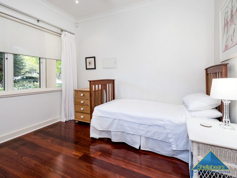 1 Manning Street gallery