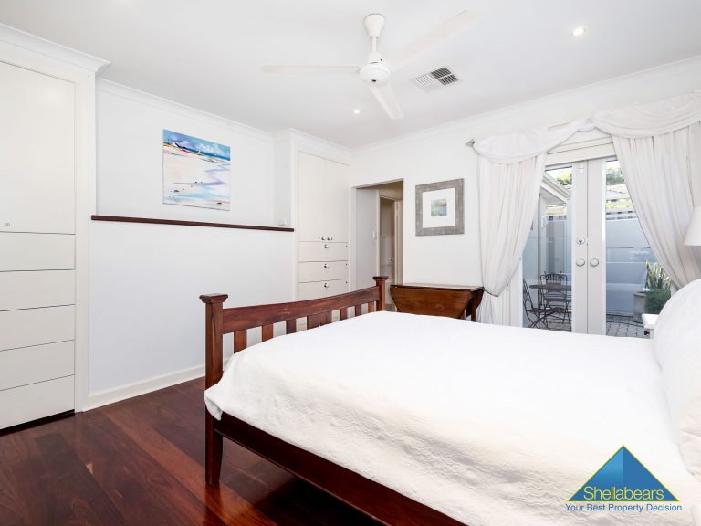 1 Manning Street gallery