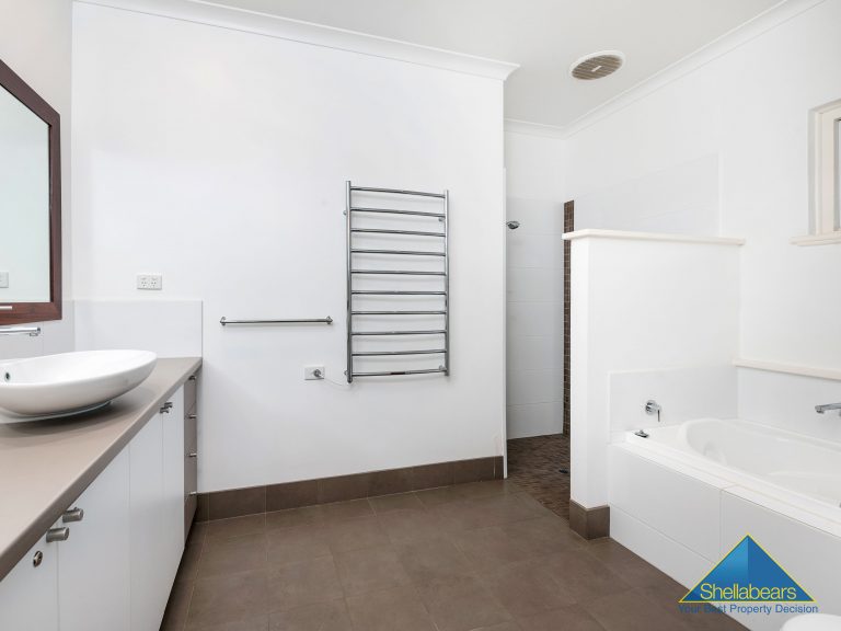 1 Manning Street gallery