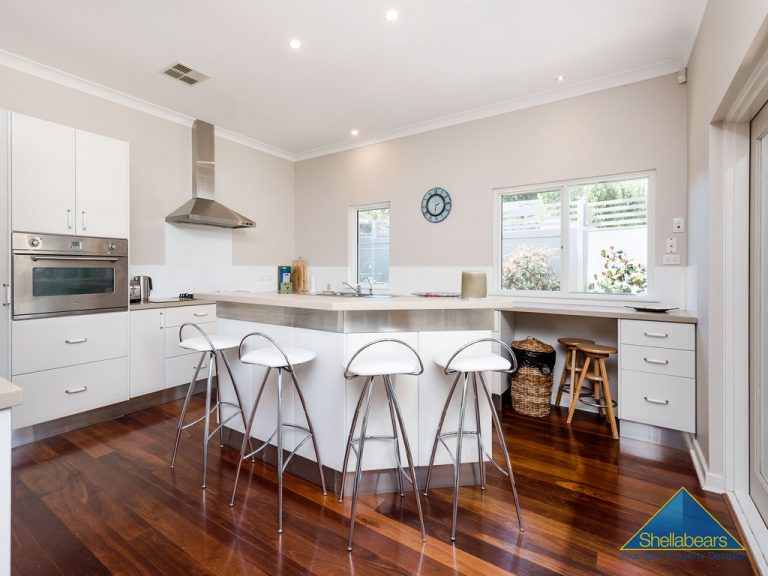 1 Manning Street gallery