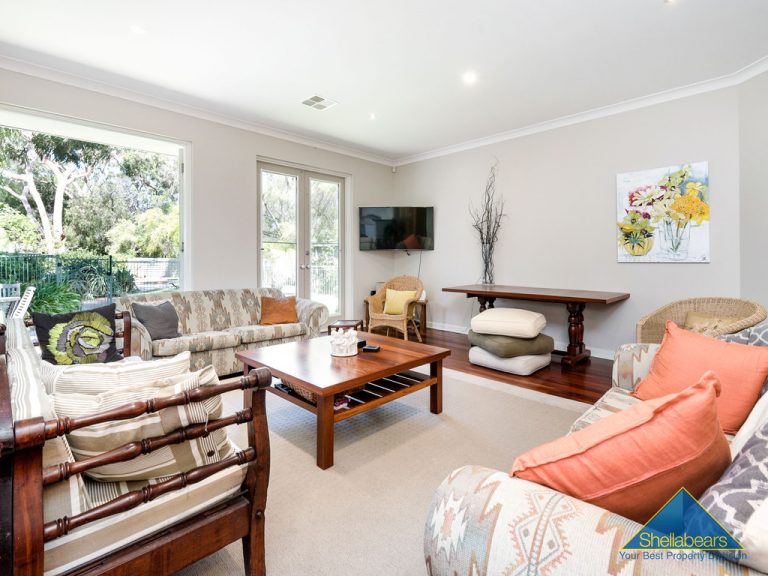 1 Manning Street gallery