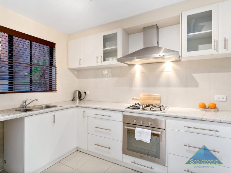 13/5 Elliot Road gallery