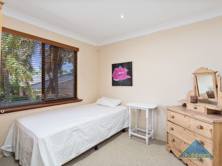 13/5 Elliot Road gallery