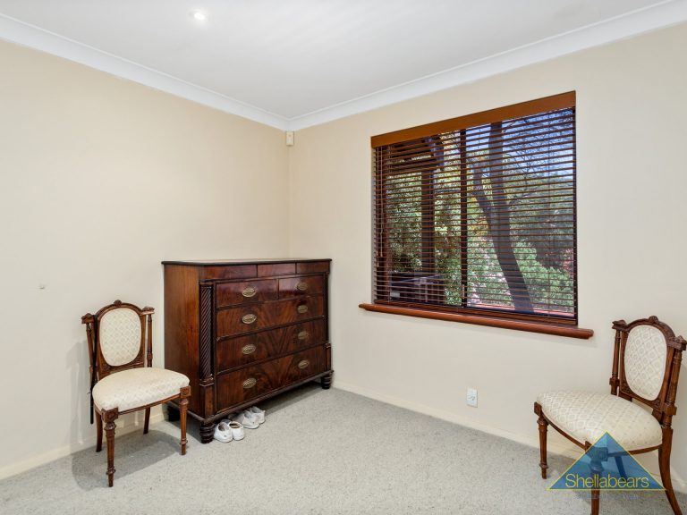 13/5 Elliot Road gallery