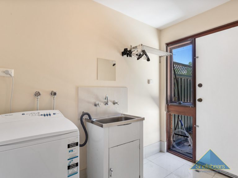 13/5 Elliot Road gallery