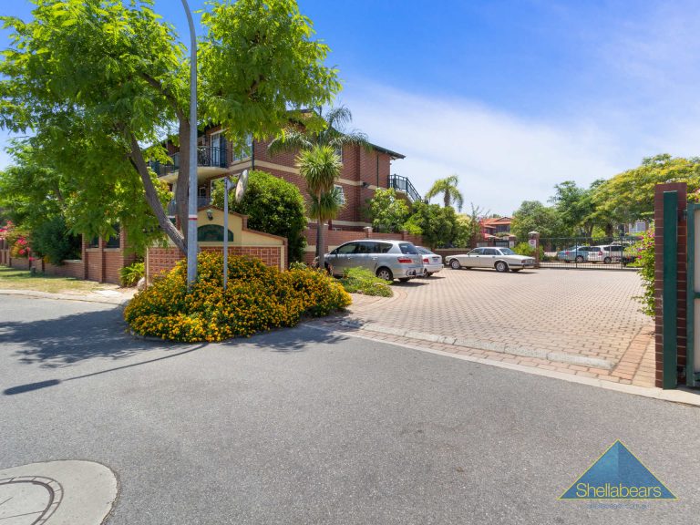 37/64 Moondine Drive gallery