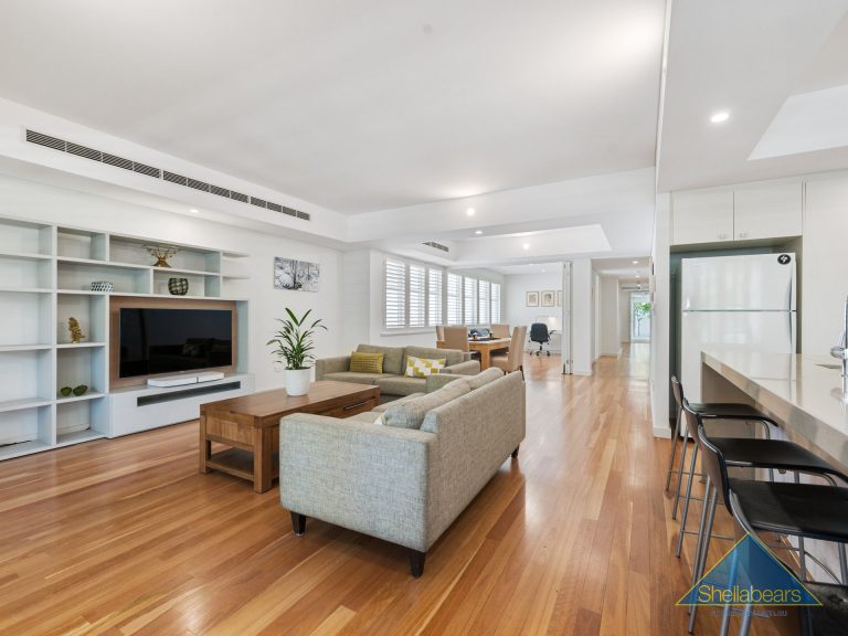 1/5 Bindaring Parade gallery