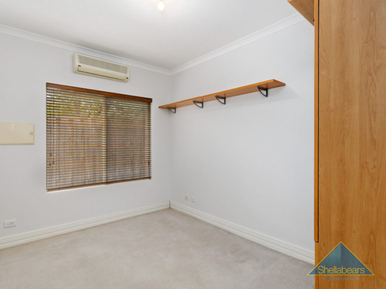 24 Jacaranda Avenue gallery