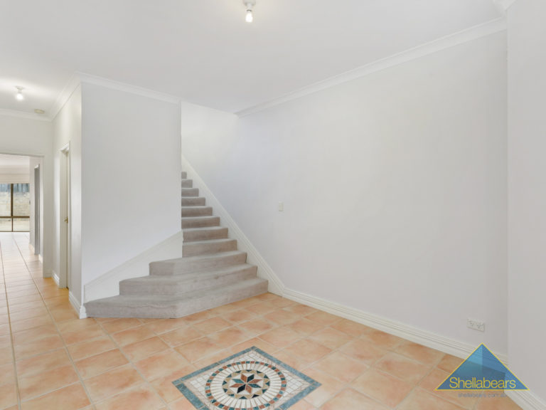 24 Jacaranda Avenue gallery