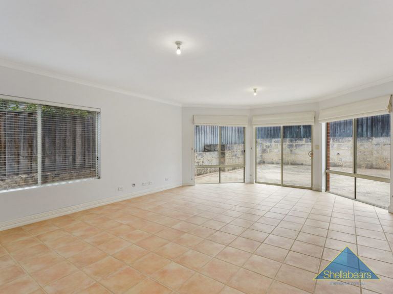 24 Jacaranda Avenue gallery