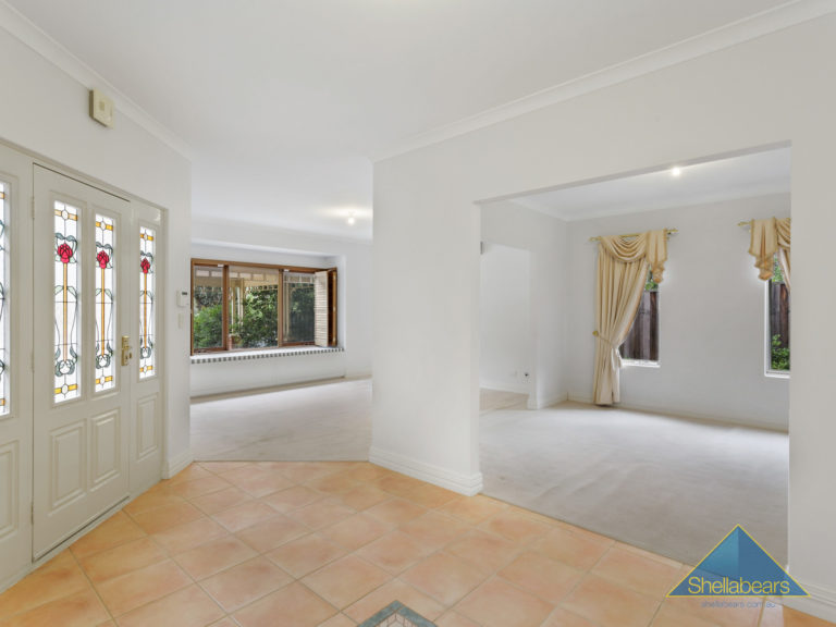 24 Jacaranda Avenue gallery