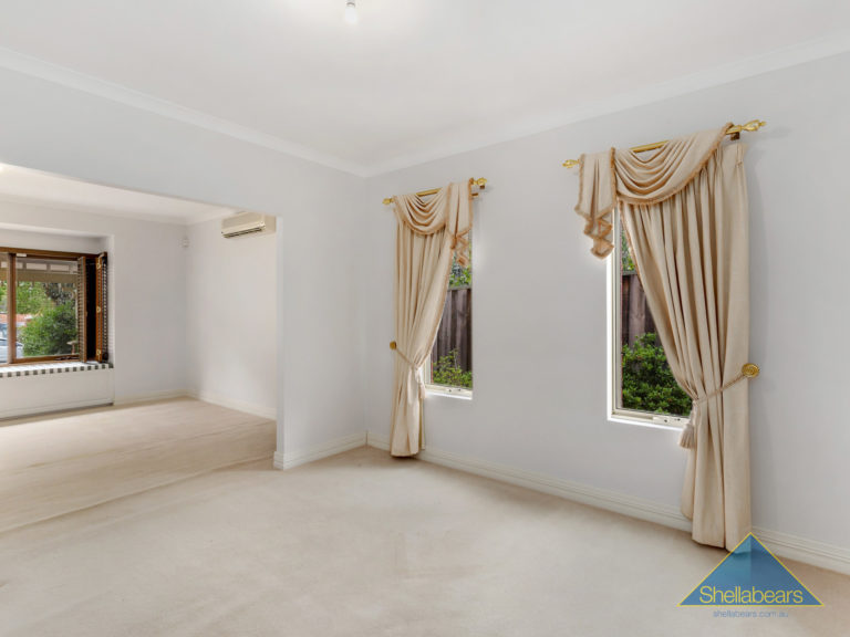 24 Jacaranda Avenue gallery