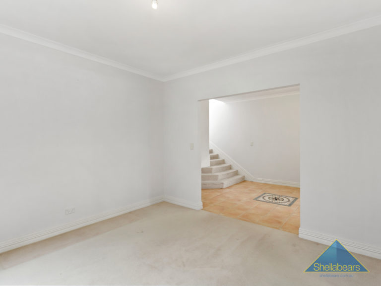 24 Jacaranda Avenue gallery