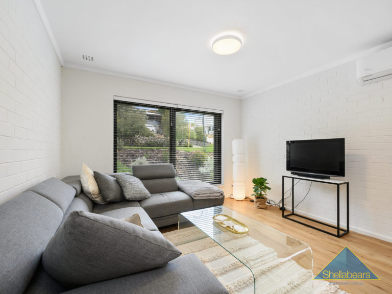 8/152 Calais Road gallery