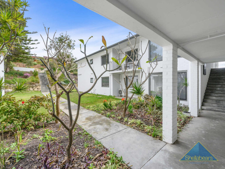 8/152 Calais Road gallery